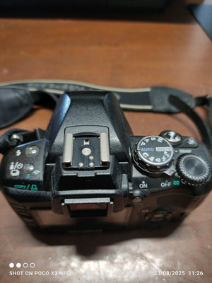 Olympus E-410 camera used for parts