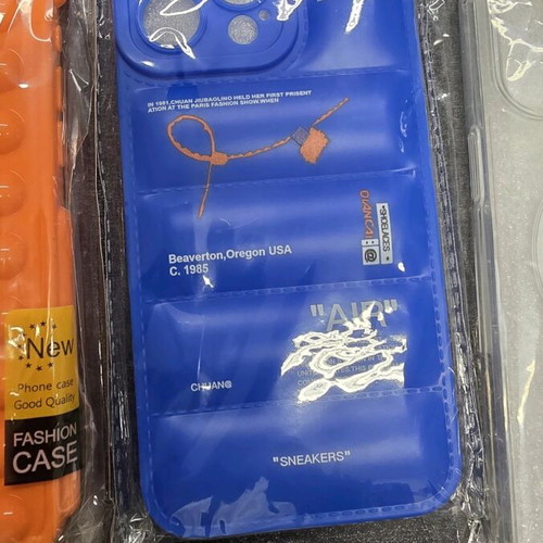 Θήκες Iphone 15 Pro Max καινούργιες, πακέτο 4