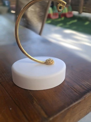 Pebble with metal base for bombonieres like new, pack of 30