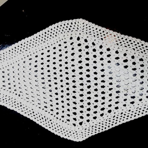 Vintage Hand-Crocheted Tablecloth Rhomboid Like New, White 55×30 cm