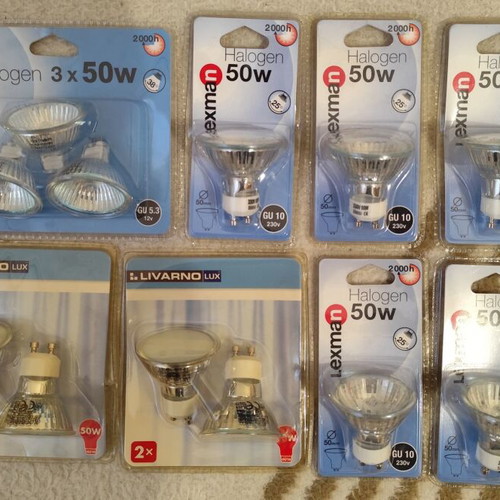 Spot light bulbs like new, pack of 18 pieces