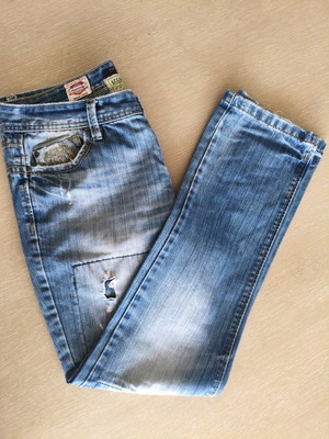 Aggressive & Co Limited Edition Distressed Look denim pants like new, blue