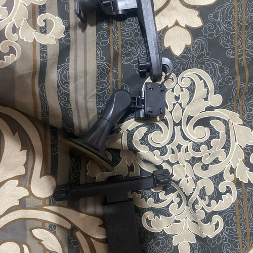 Car tablet holder like new, for headrest and window