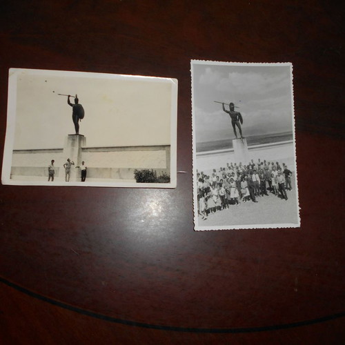Leonidas - Thermopylae 3 cards and 10 statue photos used
