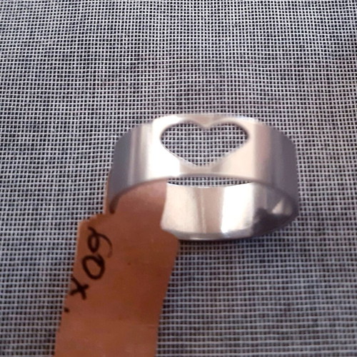Heart ring new, silver stainless steel, gift pouch