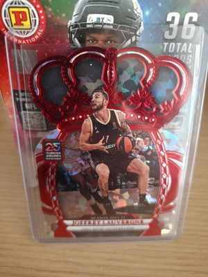 Joffrey Lauvergne Asvel Crown Royale card like new