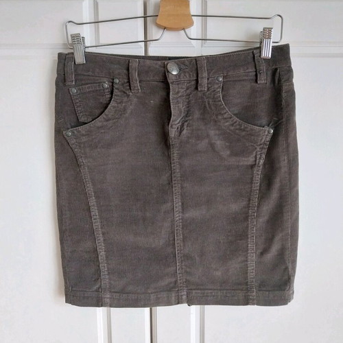 Miss Denim mini corduroy skirt brown like new