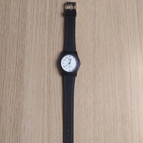 Q&Q Quartz Wristwatch Unisex With Black Strap Like New