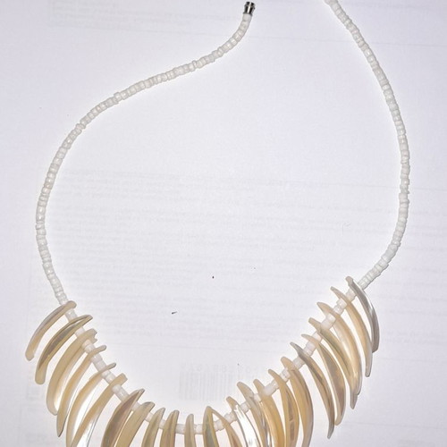 Jewelry new, set of 6 necklaces, 1 pendant, 2 rings, 1 bracelet