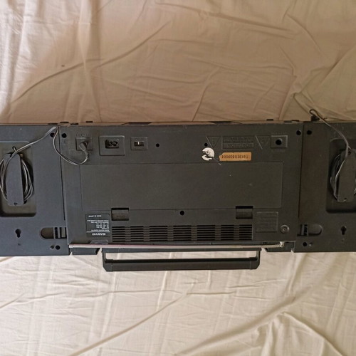Boombox SANYO S1037N vintage sound system used