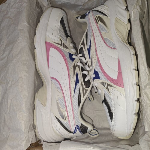 Puma Milenio Tech sneakers new, white with pink and blue accents, size 42.5