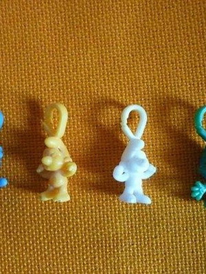 4 vintage φιγούρες-μπρελόκ Στρουμφάκια από παγωτά