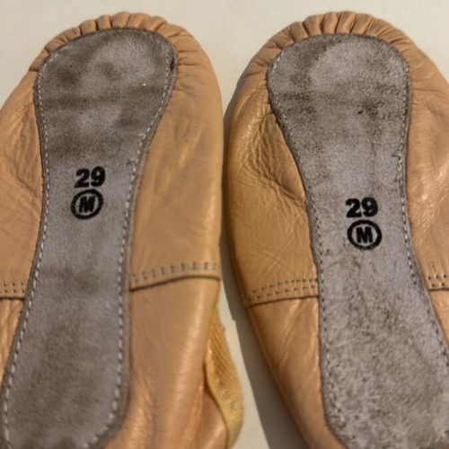 Ballet shoes like new size 29