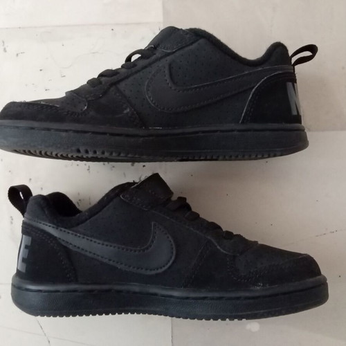 Nike Athletic Shoes size 29.5 like new, black
