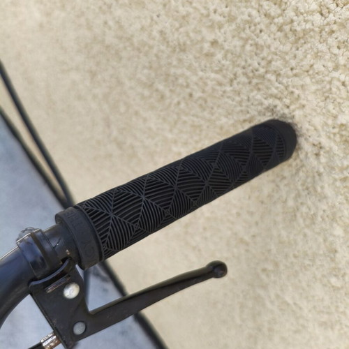 BMX Subrosa 20" used, black matte finish, ready for tricks