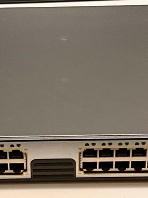 Cisco Catalyst 3750 24 used 24-Port Gigabit Ethernet Switch