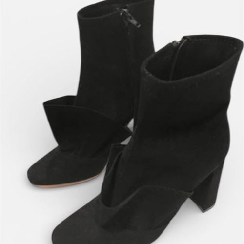 Zara suede ankle boots size 36 like new