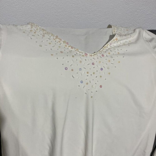 Vintage white blouse with embroidered beads like new