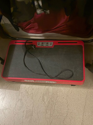 Vibration fitness machine with straps like new