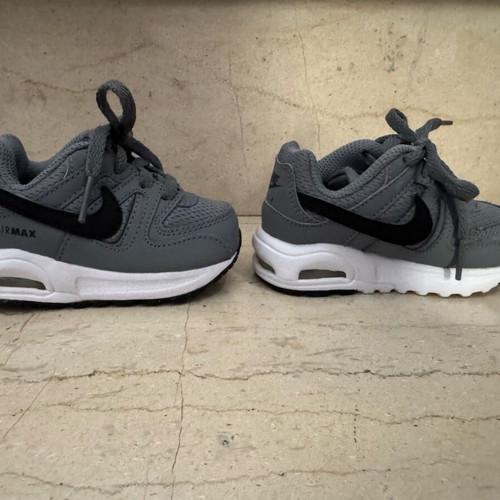 Nike Air Max baby sneakers like new, grey