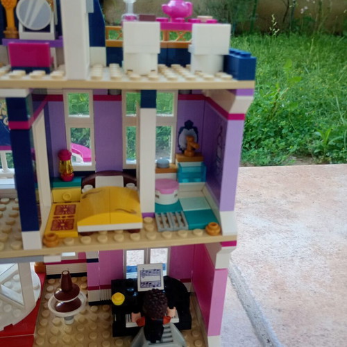 Lego Friends Heartlake Grand Hotel used