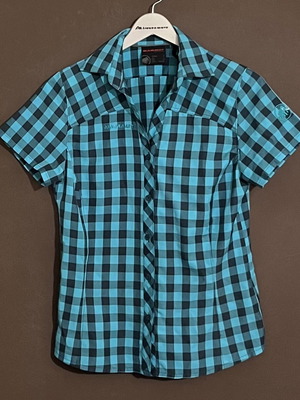 Mammut Shirt women's small like new, black and turquoise
