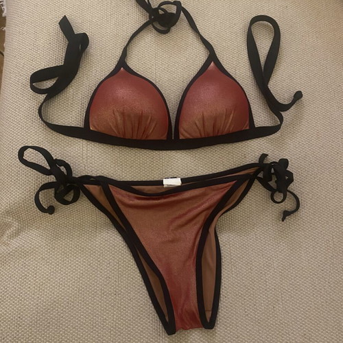 Bluepoint bronze bikini used, small to medium size, red