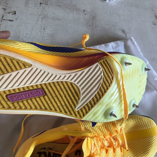 Nike Zoom Rival Distance spikes size 43 yellow like new