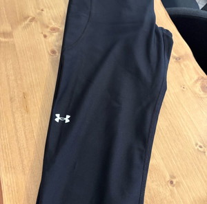 under armour κολάν αφόρετο ! αγοράστηκε λάθος μέγεθος