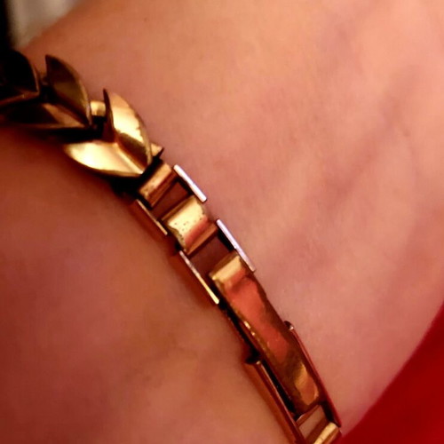 Row Watch vintage women's gold watch like new