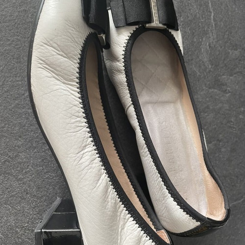 Hispanitas shoes like new, black and white, size 37