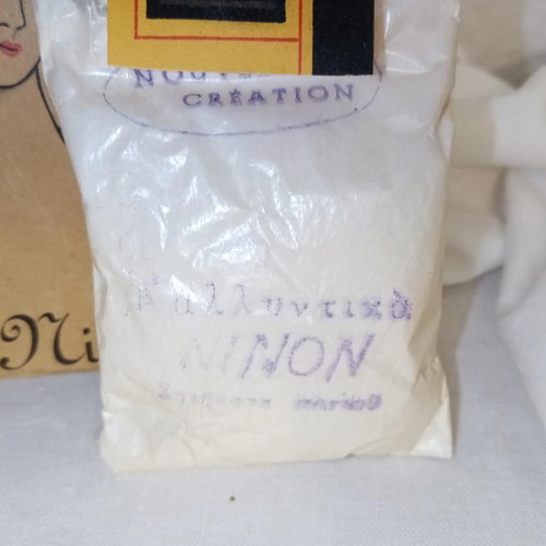 Vintage Ninon face powder by Georgiadis like new