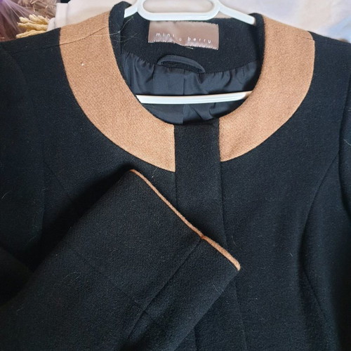 Mini & Berry coat used, black with beige details, size M