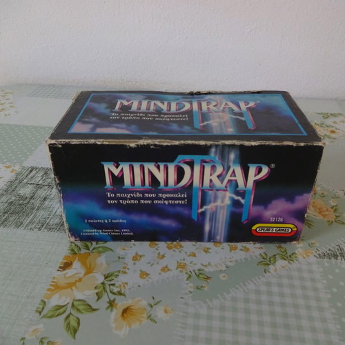Mindtrap board game used from 1993 with all cards