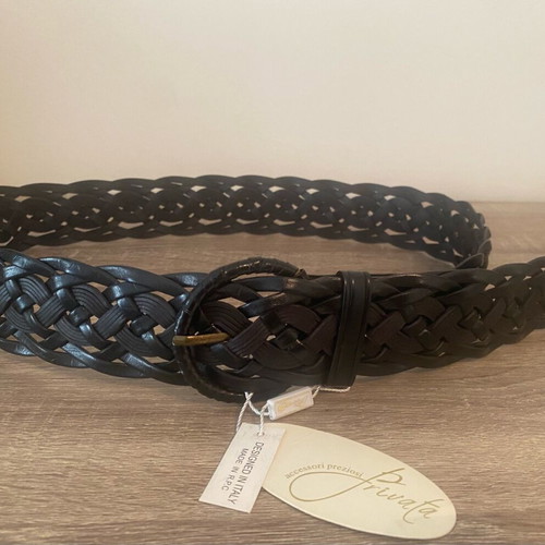 Privata black belt with woven design new, adjustable size