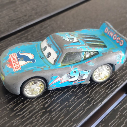 Disney McQueen 1:55 toy car used with paint wear