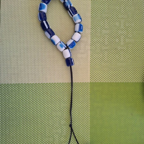 Worry beads resin like new, 30 cm, 19 beads