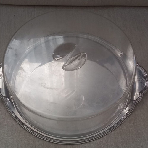 Kitchenware set used, 7 pieces including pots and baking molds
