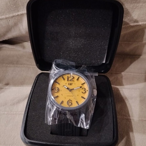 CAT Groovy men's quartz watch WR100m new