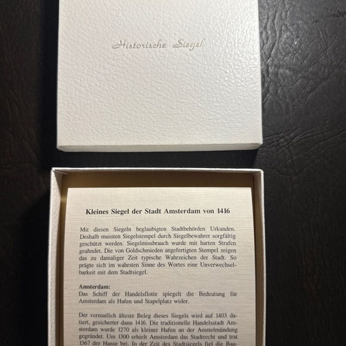 Collectible box with historic Amsterdam city seal 1416, new