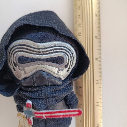 Star Wars Yoda and Kylo Ren plush set like new