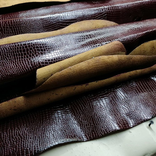 Genuine 2mm leather with pressed crocodile pattern like new, 6 pieces