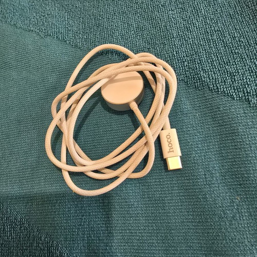 Hoco CW59 Magnetic Charger for Apple Watch and Samsung Watch white like new