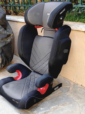 Recaro Isofix παιδικό κάθισμα και Sparco μισό κάθισμα μεταχειρισμένα
