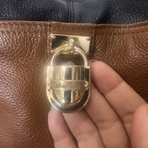 Calvin Klein shoulder bag natural leather
