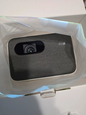 Mi Smart Projector 2 Pro like new