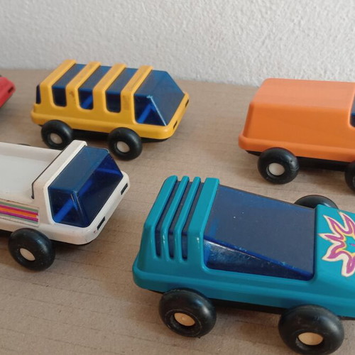 Space toy cars vintage used, pack of 7 pieces