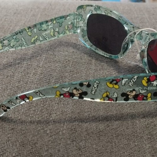 Disney Mickey Mouse Kids Sunglasses new with tag