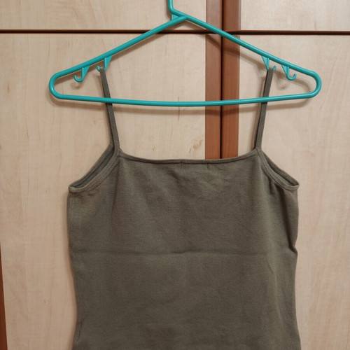Monsoon women's top like new, size Large, olive green
