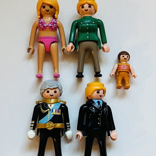 Playmobil figures pack of 5 like new